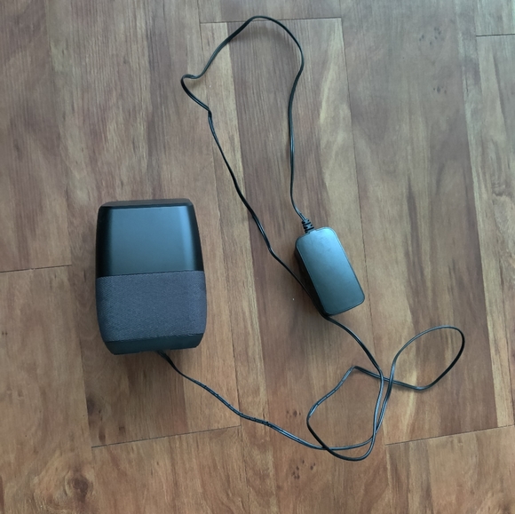 Speaker Bluetooth and alarm clock with Google assistant Insignia voice Smart - Picture 2 of 6